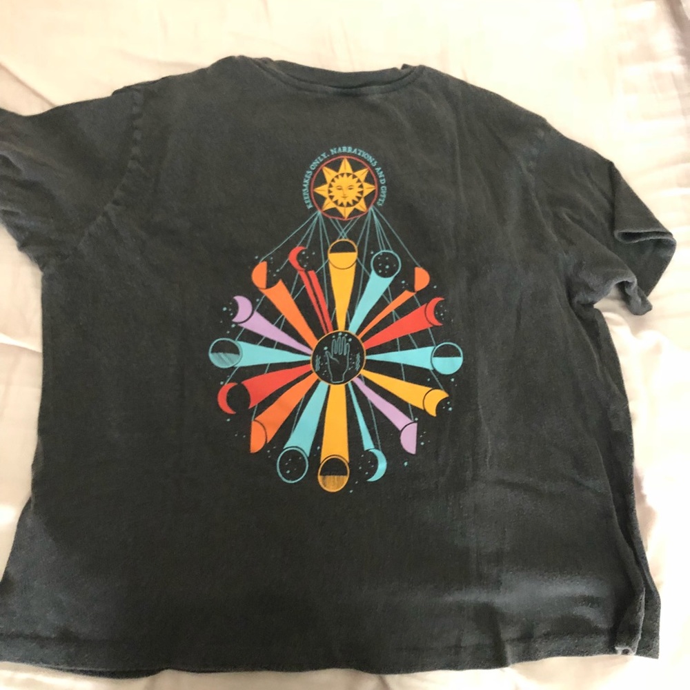 UO Keepsake Sun and Moon Tee